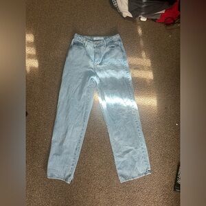 Light wash baggy jeans